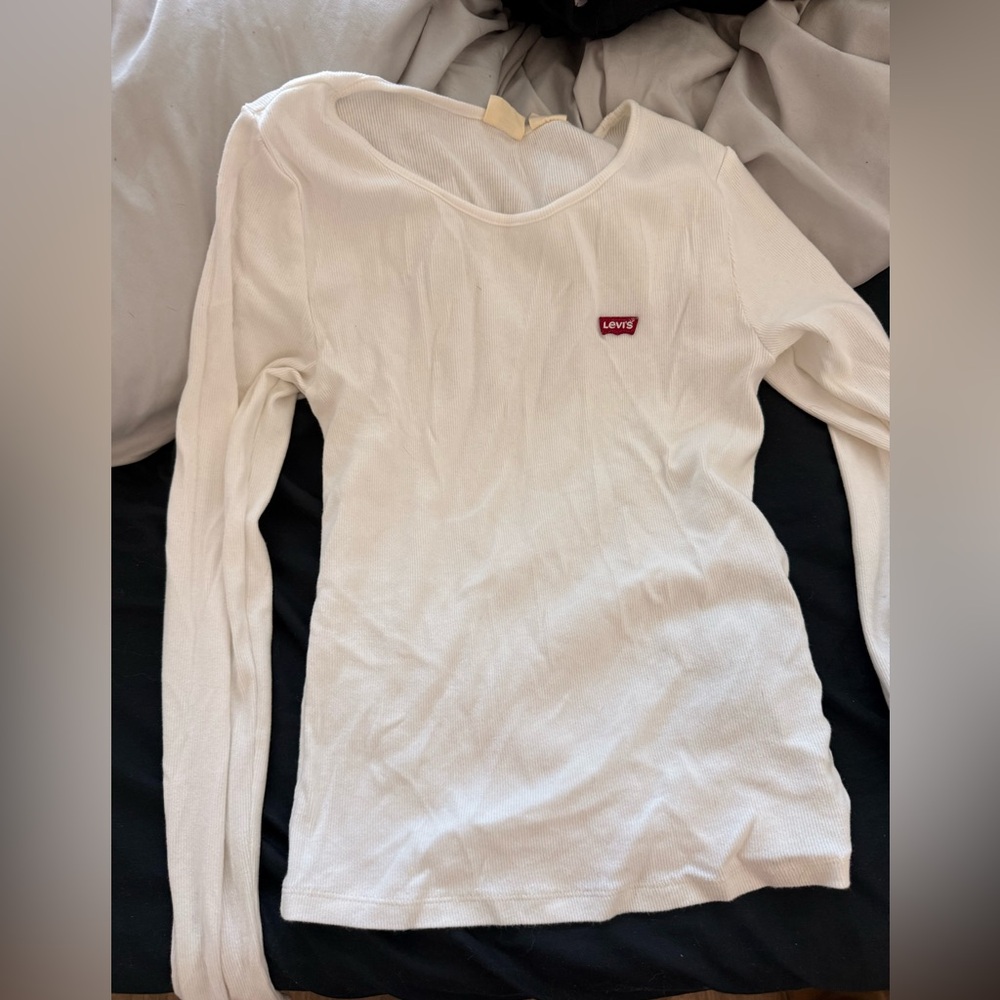 Levi's Women's Cream Long Sleeve Tee